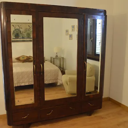 Casal Taccone Apartment *